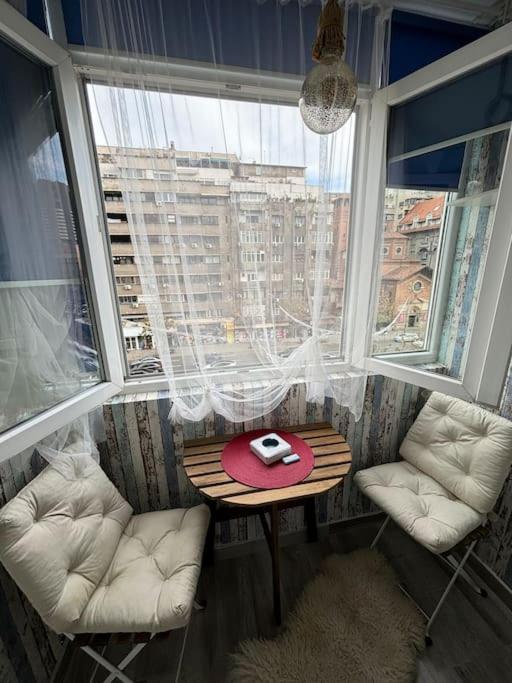 Ultracentral Lovely Place -Your Home Away From Home Бухарест Экстерьер фото